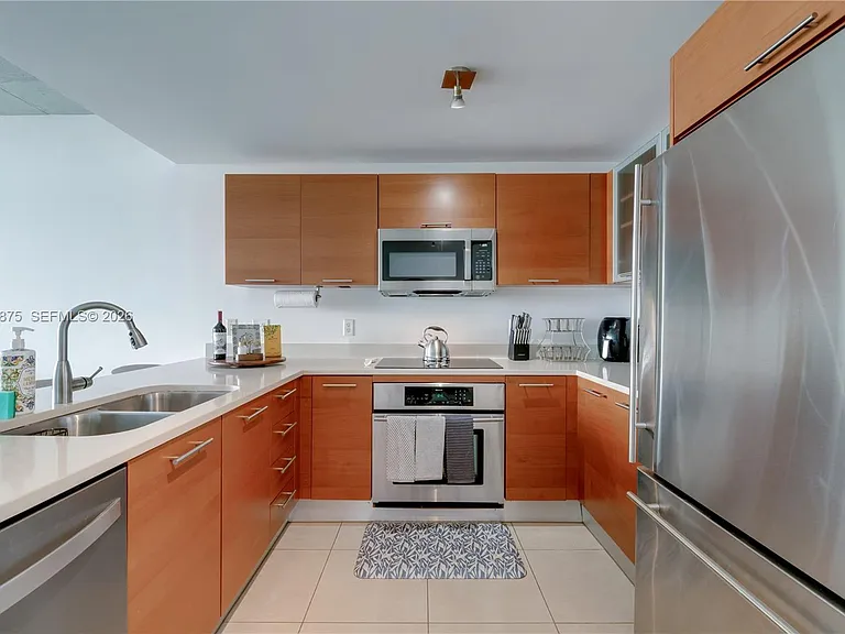 3250 NE 1st Ave #713 — Photo 7