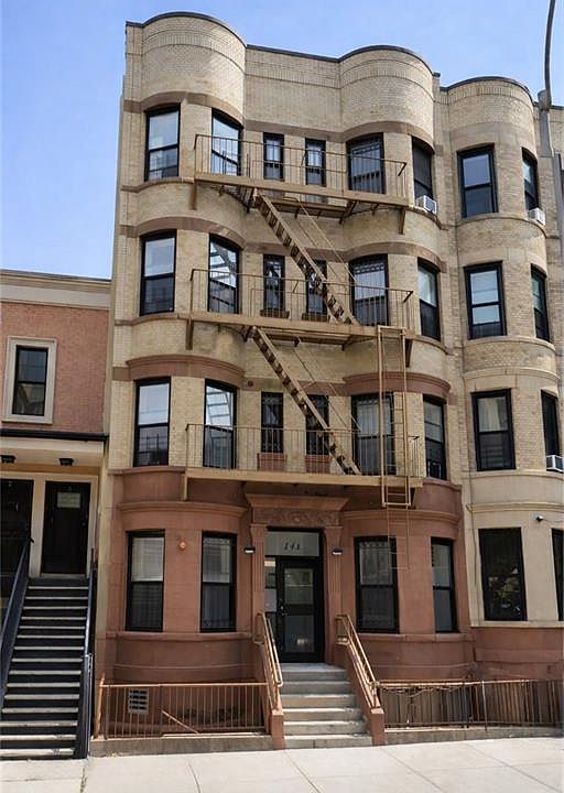 1st image of 141 Albany Ave