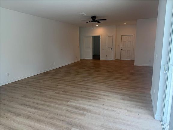 4th image of 319 SPAULDING STREET