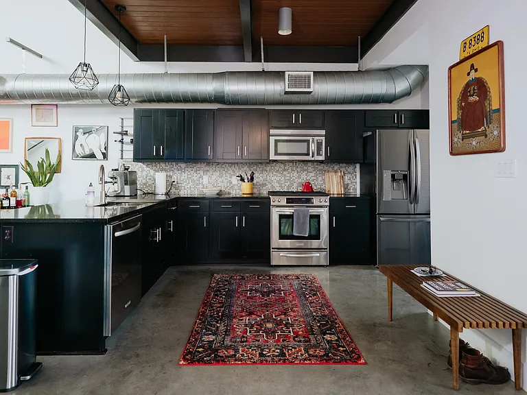 2205 N Lamar Blvd #411 — Photo 8