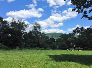 40 State Line Rd, Lakeville, CT 06039