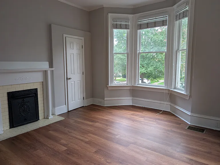 1907 Pendleton St — Photo 27