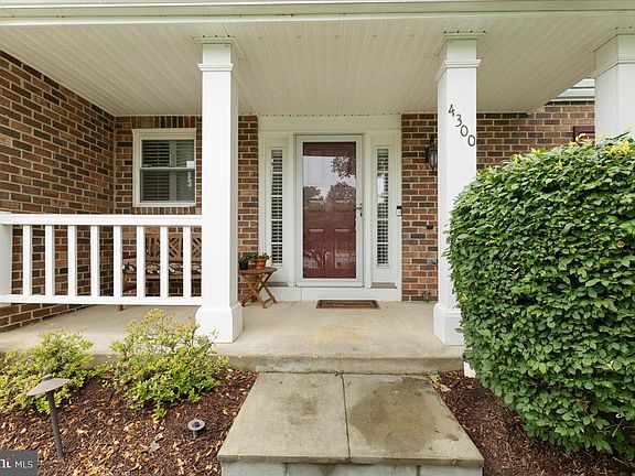 3rd image of 4300 Tinsberry Ct