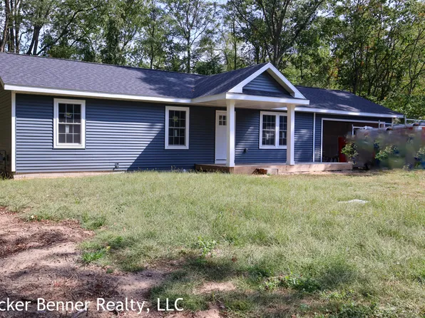 1556 Carlton St, Muskegon, MI 49442