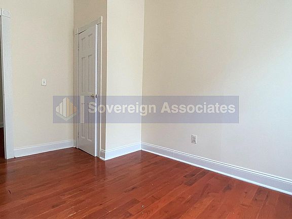 5th image of 400 Fort Washington Ave APT 4B