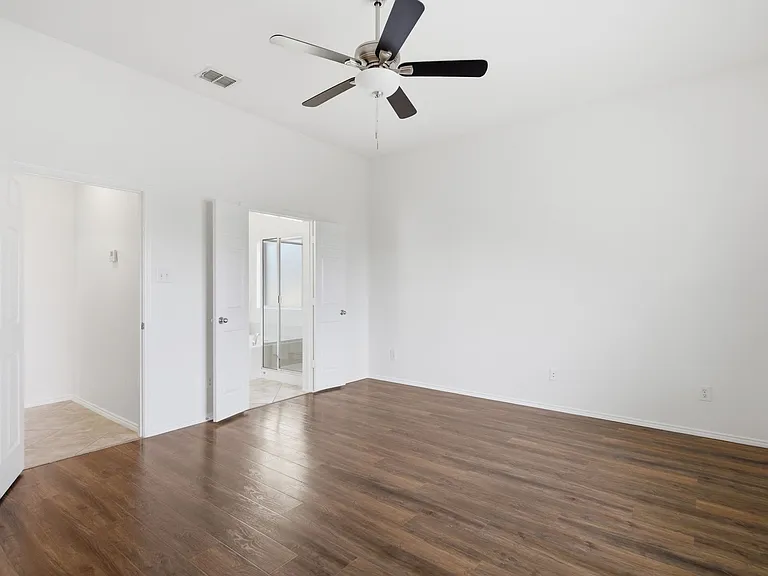 15636 Gatehouse Dr — Photo 15