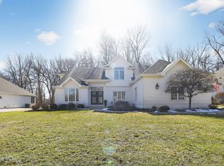 7811 Oak Leaf Ct, Maumee, OH