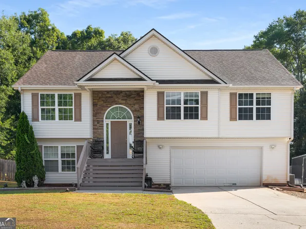 530 Hemlock Dr, Winder, GA 30680