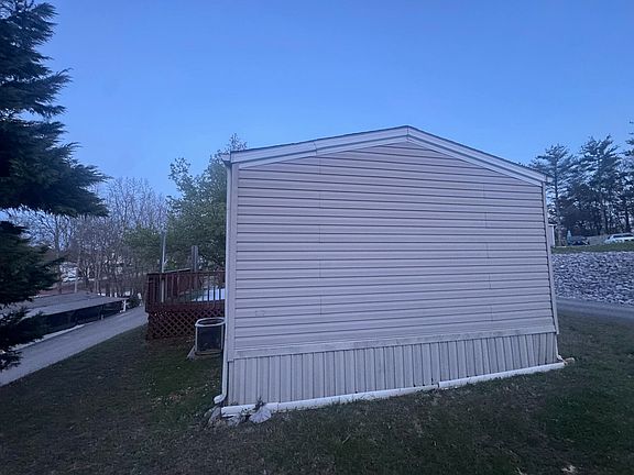 4th image of 12109 Thornbird Way