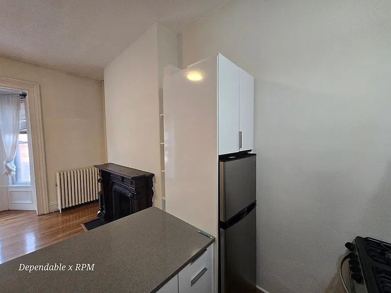 86 Charles Street — Photo 14
