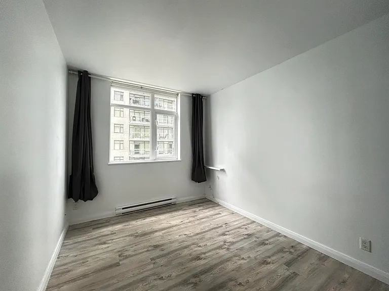 898 Carnarvon St #1506 — Photo 6