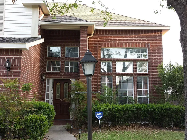 2212 Chasefield Dr — Photo 25