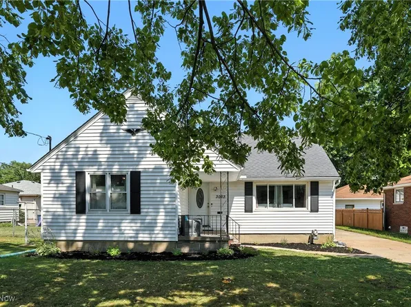 3033 Marie Ave, Lorain, OH 44052