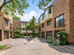 2043 N Halsted St #B, Chicago, IL 60614