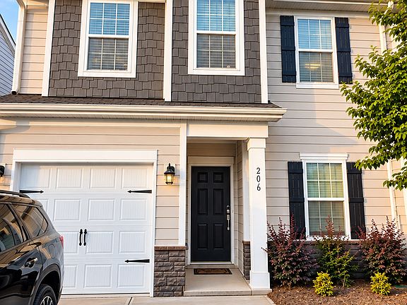 2nd image of 206 Paneer Ln