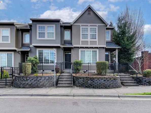 2424 NW Crosswater Ter, Beaverton, OR 97006