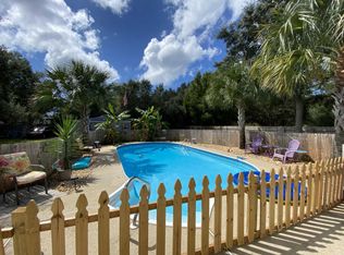 6539 Federal St, Navarre, FL 32566