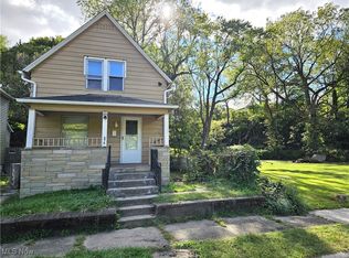 274 N Adams St, Akron, OH 44304