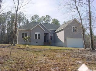 10749 Graceland Farms Ln, Gloucester, VA 23061