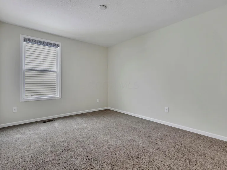 241 Sunstone Ln — Photo 26