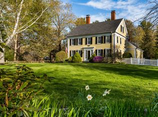 21 River Rd, Cape Neddick, ME 03902