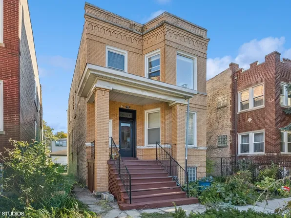 3043 N Haussen Ct, Chicago, IL 60618