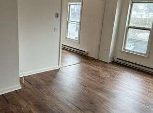 148 Millbury St #6, Worcester, MA 01610