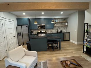 4165 Russell Blvd #2, Saint Louis, MO 63110
