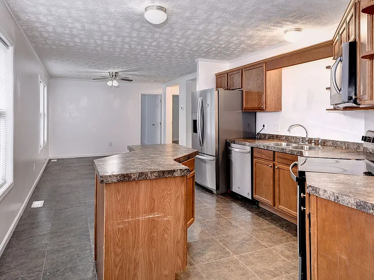 9431 Jenkins Ln — Photo 22