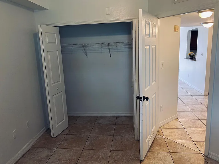 483 Las Cortes Ln #101 — Photo 14