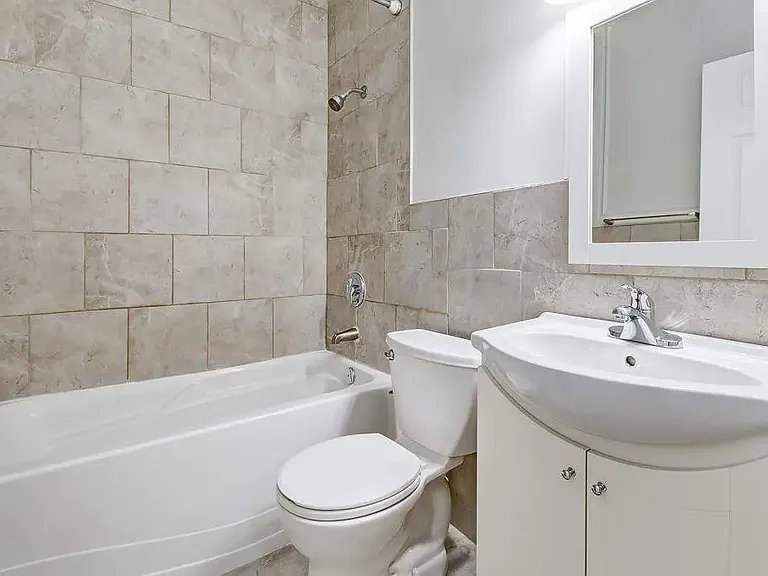 2416 14th St SW — Photo 10