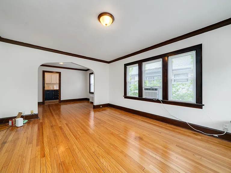 2130 Douglas St #2 — Photo 4