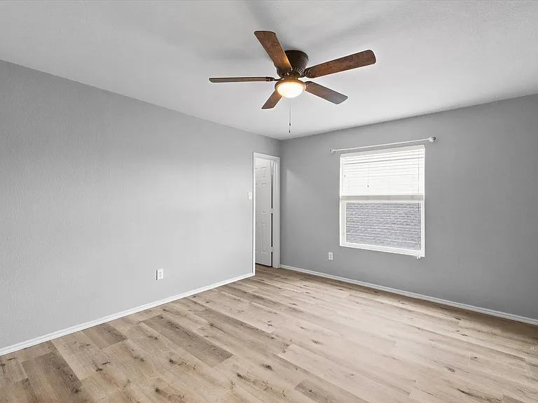 13287 Fowler Dr — Photo 30