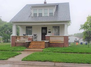 411 Grove Ave, Norfolk, NE 68701