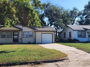 2027 E Blake St, Wichita, KS 67211