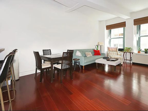 3rd image of 80 John St APT 9I