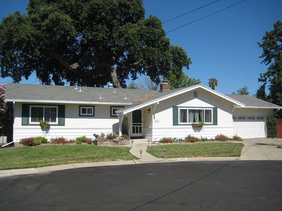 For Sale: 4880 Fedsco Ct, Concord, CA 94521