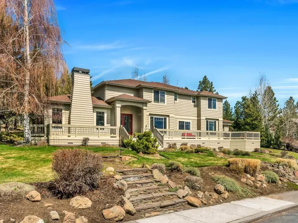 896 NW Stonepine Dr, Bend, OR 97703