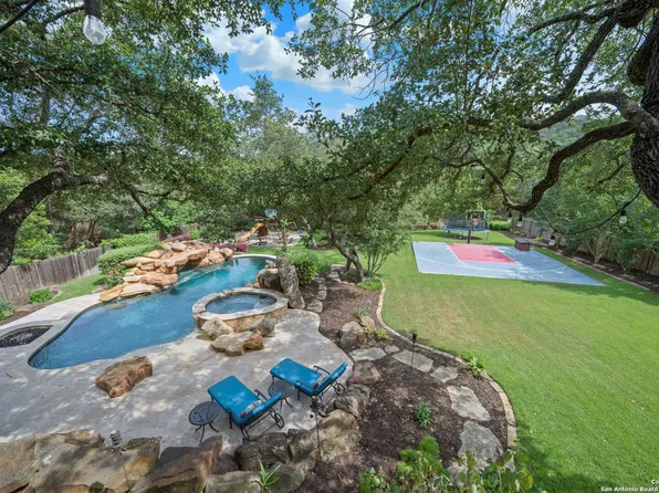 7814 Winecup Hl, San Antonio, TX 78256