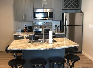 12 Spring St, Newport, RI 02840