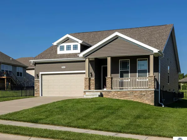 7416 N 160th St, Bennington, NE 68007