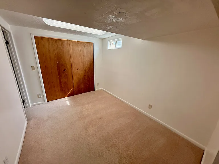 972 E Larkspur Dr — Photo 12