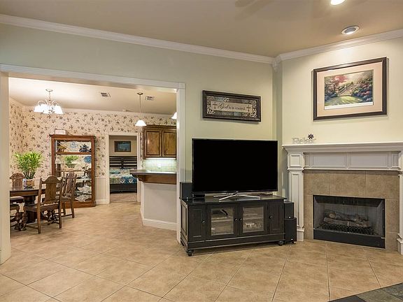 5th image of 3511 Longmorn Ln