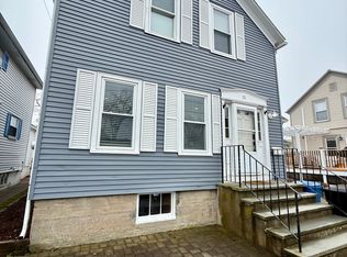 31 Slocum St, Newport, RI 02840