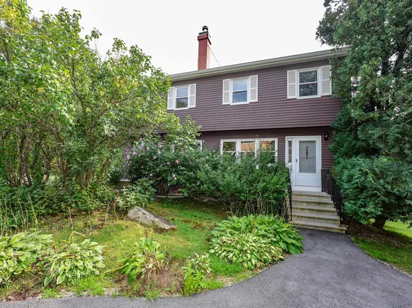 9 Pine Isle Drive #B, Derry, NH 03038