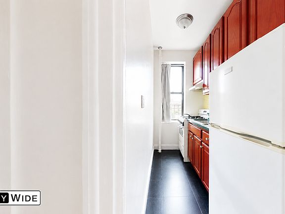 3rd image of 1224 Saint Nicholas Ave APT 2E