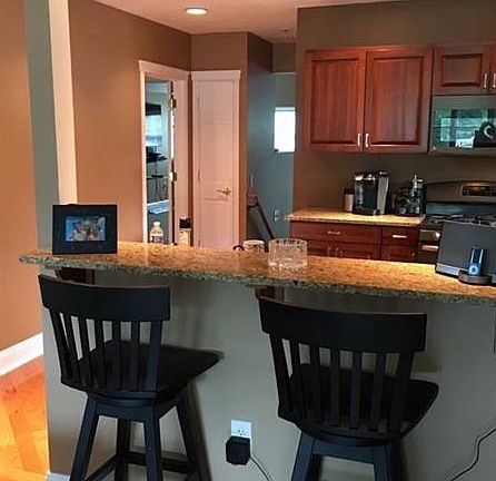 3rd image of 10599 Woodland Ave