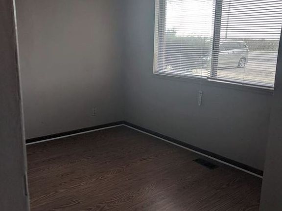 5th image of 3621 N 250 W #8790170
