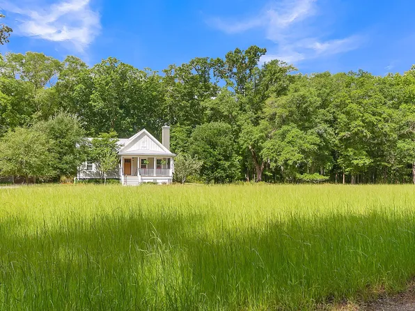 8122 Bing Hill Rd, Adams Run, SC 29426