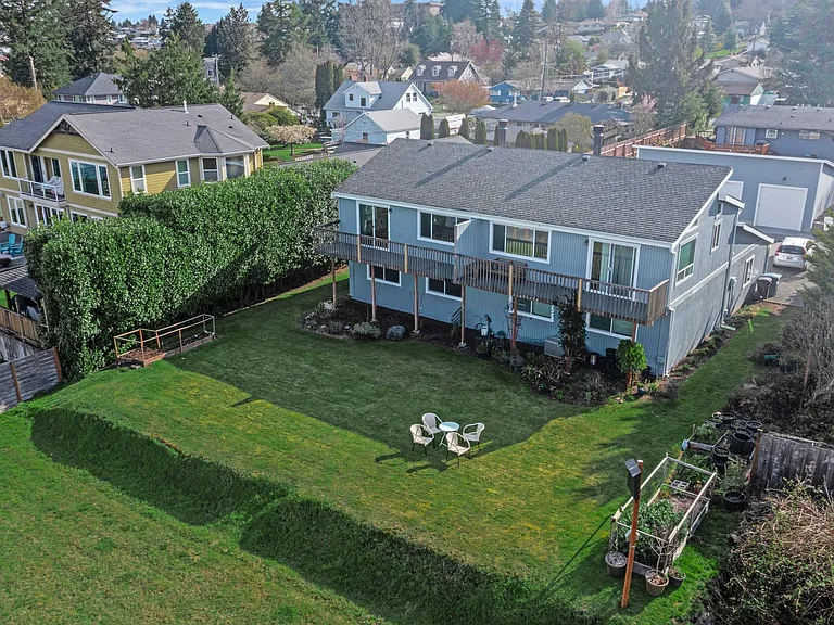 2224 Mountain View Ave W #1 — Photo 3